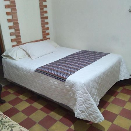 Hotel Acatenango Inn 안티구아 과테말라 외부 사진